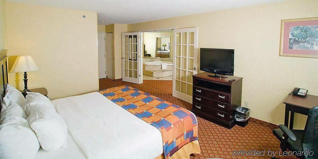 La Quinta By Wyndham Evansville Dış mekan fotoğraf